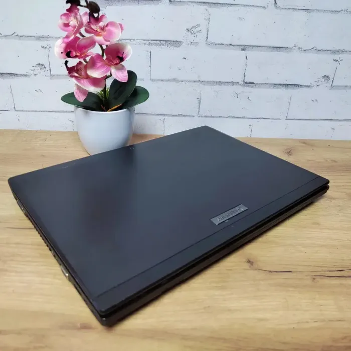 Ноутбук Gateway ZQ3B / 14" (1366x768) TN / Intel Core i3-350M (2 (4) ядра по 2.26 GHz) / 8 GB DDR3 / 128 GB SSD / Intel HD Graphics / WebCam / DVD-ROM б/в - зображення 7