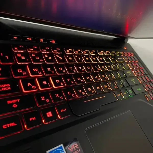 Ігровий ноутбук Asus ROG Strix GL503V / 15.6" (1920x1080) IPS / Intel Core i7-7700HQ (4 (8) ядра по 2.8 - 3.8 GHz) / 16 GB DDR4 / 512 GB SSD / nVidia GeForce GTX 1060, 3 GB GDDR5, 192-bit / WebCam / HDMI б/в - зображення 6