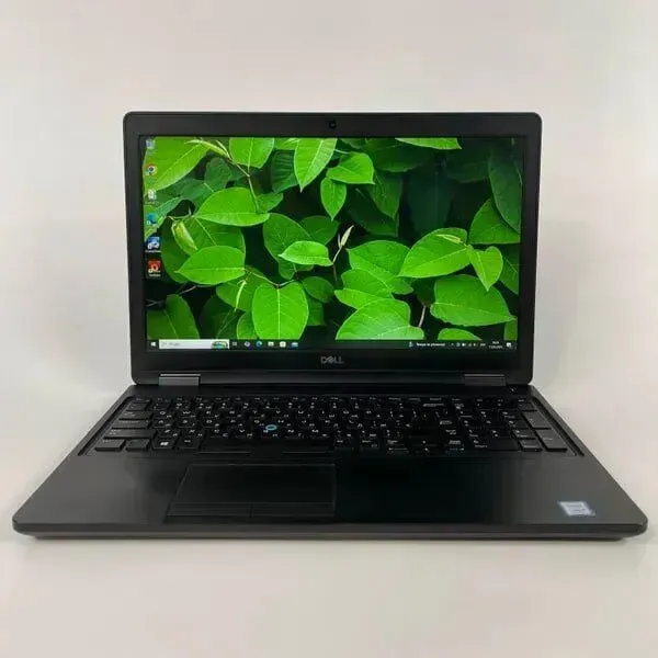 Ноутбук Б-клас Dell Latitude 5590 / 15.6" (1920x1080) IPS / Intel Core i5-8250U (4 (8) ядра по 1.6 - 3.4 GHz) / 16 GB DDR4 / 256 GB SSD / Intel UHD Graphics 620 / WebCam / SIM б/в - зображення 2