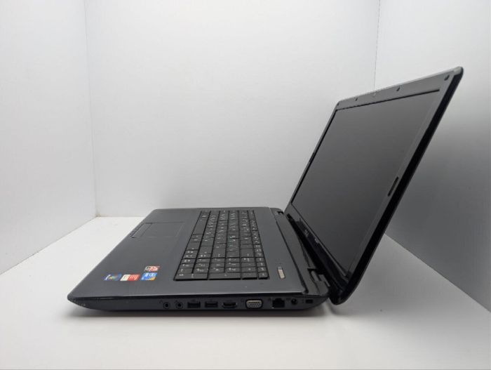 Ноутбук Asus A72J / 15.6" (1366x768) TN / Intel Core i3-350M (2 (4) ядра по 2.2 GHz) / 6 GB DDR3 / 320 GB HDD / AMD Radeon HD 5740, 1 GB GDDR3, 64-bit / WebCam / DVD-ROM б/в - зображення 5