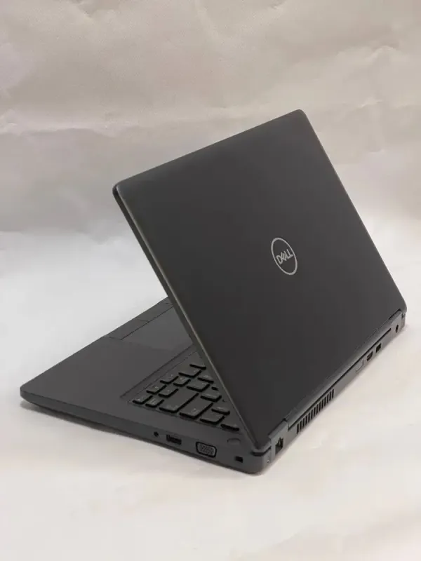 Ультрабук Б-клас Dell Latitude 5490/14" (1366x768) TN / Intel Core i3-8130U (2 (4) ядра по 2.2 - 3.4 GHz) / 8 GB DDR4 / 128 GB SSD / Intel HD Graphics 620  / WebCam / Windows 10 Pro + Бездротова мишка б/в - зображення 10