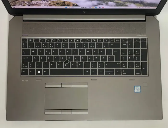 Мобільна робоча станція Б-класу HP ZBook 17 G6 / 17,3" (1920x1080) IPS / Intel Core i5-9400H (4 (8) ядра по 2,5 - 4,3 ГГц) / 32 ГБ DDR4 / 512 ГБ SSD NVMe / nVidia Quadro RTX 3000, 6 ГБ GDDR6, 192-біт / WebCam / Win 11 Pro б/в - зображення 8