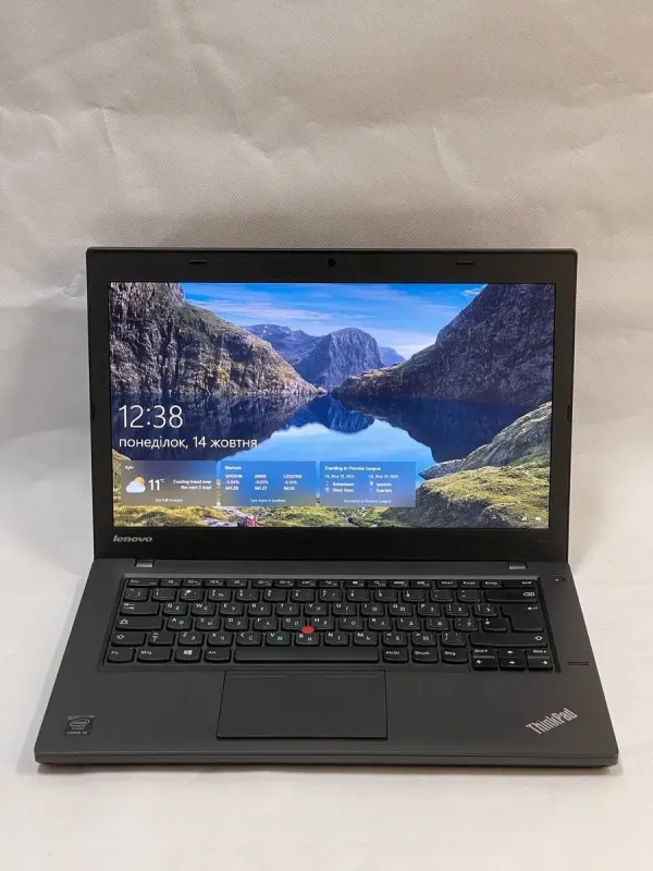 Ноутбук Lenovo ThinkPad T440 / 14" (1366x768) TN / Intel Core i5-4300U (2 (4) ядра по 1.9 - 2.9 GHz) / 8 GB DDR3 / 256 GB SSD / Intel HD Graphics 4400 / WebCam / Два АКБ б/в - зображення 3