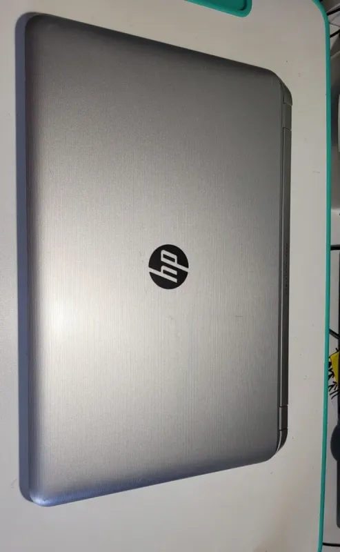 Ноутбук Б-клас HP Pavilion 17 / 17.3" (1600x900) TN / AMD A4-6210 (4 ядра по 1.8 GHz) / 8 GB DDR3 / 120 GB SSD / AMD Radeon R3 Graphics / WebCam / АКБ немає б/в - зображення 4