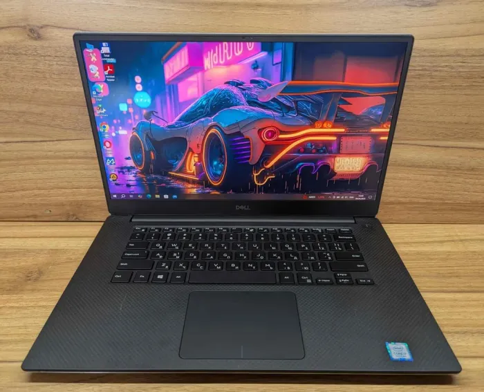 Мобільна робоча станція Dell Precision 5540 / 15.6" (1920x1080) IPS / Intel Core i7-9850H (6 (12) ядер по 2.6 - 4.6 GHz) / 16 GB DDR4 / 512 GB SSD / nVidia Quadro T1000, 4 GB GDDR5, 128-bit / WebCam / Windows 10 б/в - зображення 2