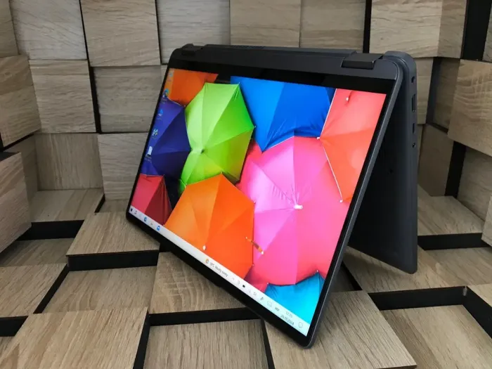 Ноутбук-трансформер Б-клас Lenovo IdeaPad Flex 5 14IAU7 / 14" (1920x1080) IPS Touch / Intel Core i5-1235U (10 (12) ядер по 3.3 - 4.4 GHz) / 8 GB DDR4 / 256 GB SSD M.2 / Intel Iris Xe Graphics / WebCam / Fingerprint б/в - зображення 2