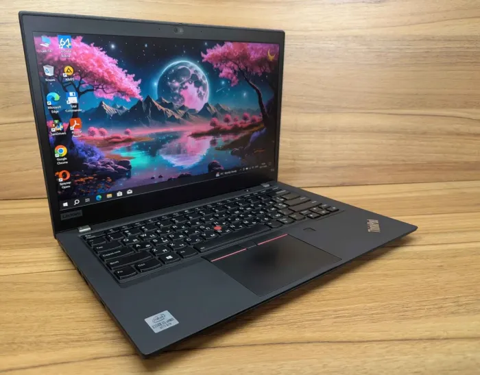 Ультрабук Lenovo ThinkPad T14 Gen 1 / 14" (1920x1080) IPS / Intel Core i5-10310U (4 (8) ядра по 1.7 - 4.4 GHz) / 32 GB DDR4 / 512 GB SSD / Intel UHD Graphics / WebCam / TouchID / Windows 10 б/в - зображення 4