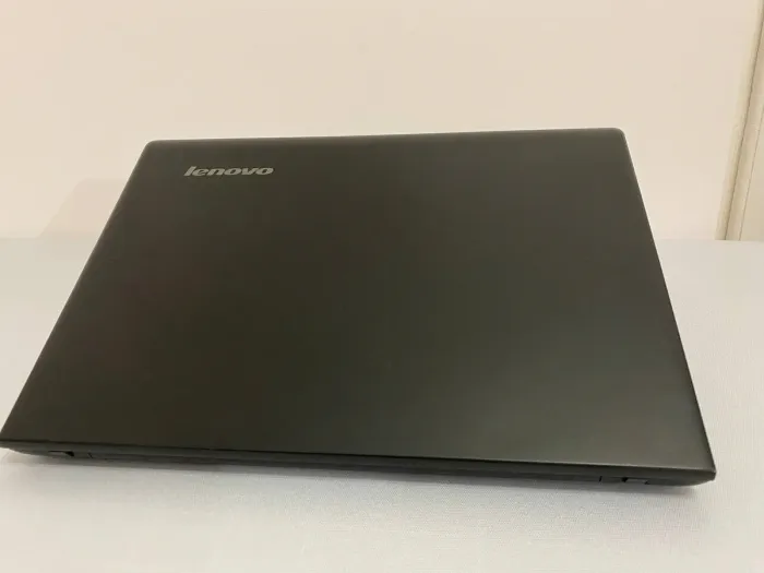 Ноутбук Б-клас Lenovo IdeaPad 100-15IBD 80QQ / 15.6" (1366x768) TN / Intel Core i3-5005U (2 (4) ядра по 2.0 GHz) / 4 GB DDR3 / 240 GB SSD / Intel HD Graphics 5500 / WebCam б/в - зображення 8