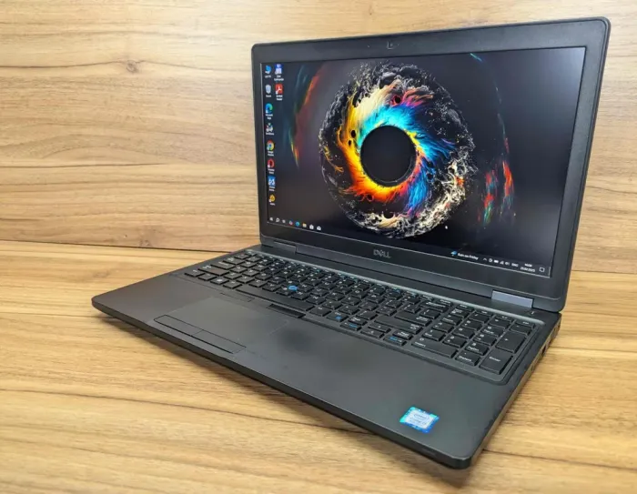 Мобільна робоча станція Dell Precision 3530 / 15.6" (1920x1080) IPS / Intel Core i7-8750H (6 (12) ядер по 2.2 - 4.1 GHz) / 16 GB DDR4 / 512 GB SSD / nVidia Quadro P600, 4 GB GDDR5, 128-bit / WebCam / Windows 10 б/в - зображення 5