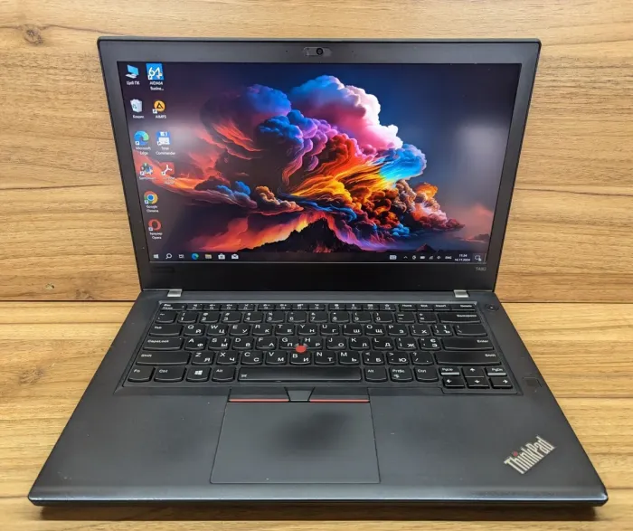 Ультрабук Б-клас Lenovo ThinkPad T480 / 14" (1920x1080) IPS Touch / Intel Core i7-8650U (4 (8) ядра по 1.9 - 4.2 GHz) / 16 GB DDR4 / 512 GB SSD / Intel UHD Graphics 620 / WebCam / TouchID / Windows 10 б/в - зображення 2