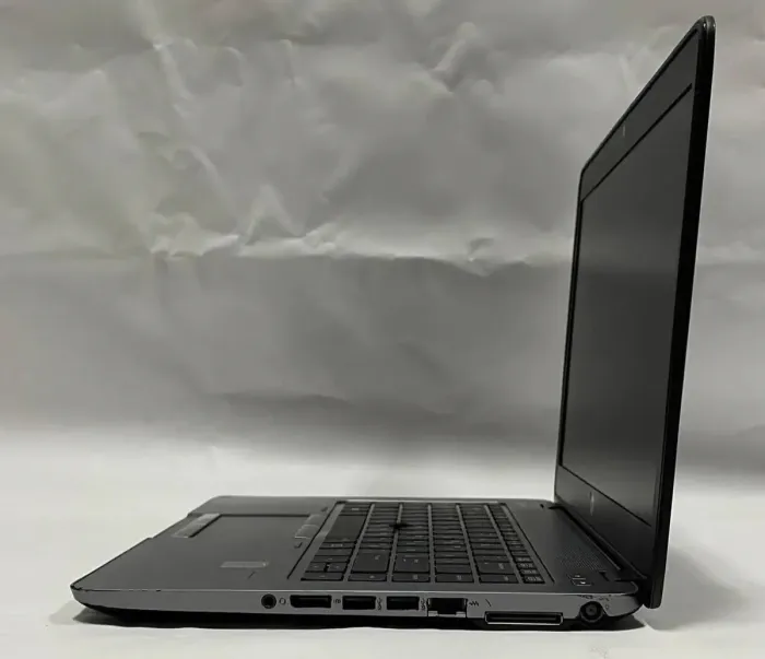 Ноутбук Б-клас HP EliteBook 840 G1 / 14" (1600x900) TN / Intel Core i5-4210U (2 (4) ядра по 1.7 - 2.7 GHz) / 8 GB DDR3 / 500 GB HDD / Intel HD Graphics 4400 / WebCam / DisplayPort / Windows 10 Pro б/в - зображення 5