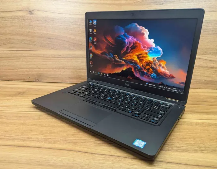 Ультрабук Dell Latitude 5490 / 14" (1920x1080) IPS / Intel Core i5-7300U (2 (4) ядра по 2.6 - 3.5 GHz) / 8 GB DDR4 / 256 GB SSD / Intel HD Graphics 620 / WebCam / HDMI / Windows 10 б/в - зображення 5