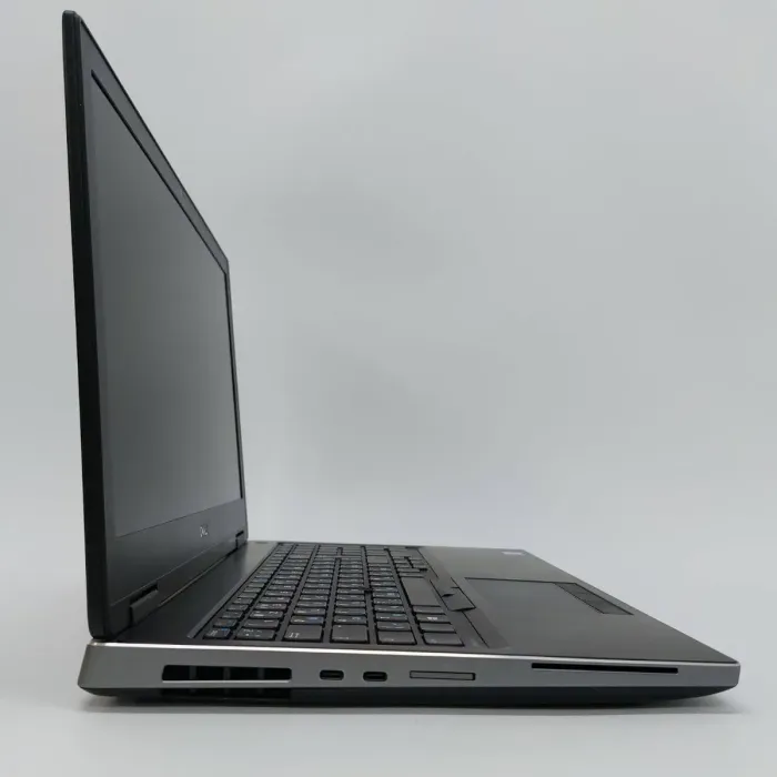 Мобільна робоча станція Dell Precision 7530 / 15,6" (1920x1080) IPS / Intel Core i7-8750H (6 (12) ядер по 2.2 - 4.1 GHz) / 32 GB DDR4 / 512 GB SSD M.2 / nVidia Quadro P1000, 4 GB GDDR5, 128-bit / WebCam б/в - зображення 4