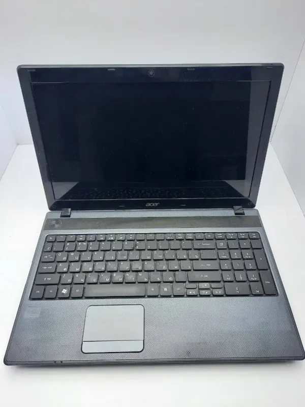 Ноутбук Б-клас Acer Aspire 5733Z/ 15.6" (1366x768) TN / Intel Core i3-330M (2 (4) ядра по 2.13 GHz) / 4 GB DDR3 / 500 GB HDD / Intel HD Graphics / WebCam б/в - зображення 2