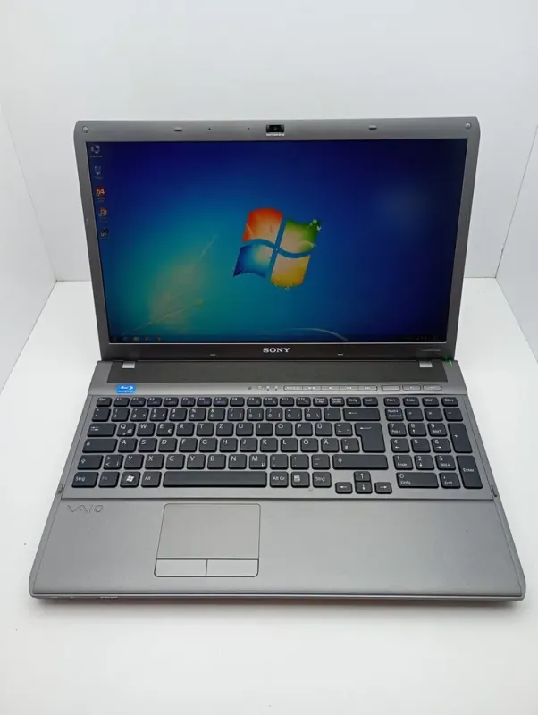 Ноутбук Sony VPC164 / 16.4" (1920x1080) TN / Intel Core i7-740QM (4 (8) ядра по 1.73 - 2.93 GHz) / 6 GB DDR3 / 500 GB HDD / nvidia GeForce GT 425M, 1 GB GDDR3, 128-bit / WebCam б/в - зображення 7