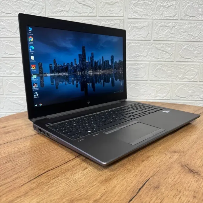 Мобільна робоча станція HP ZBook 15 G6 / 15.6" (1920x1080) IPS / Intel Core i7-9850H (6 (12) ядер по 2.6 - 4.6 GHz) / 16 GB DDR4 / 512 GB SSD / nVidia Quadro T1000, 4 GB GDDR5, 128-bit / WebCam б/в - зображення 4