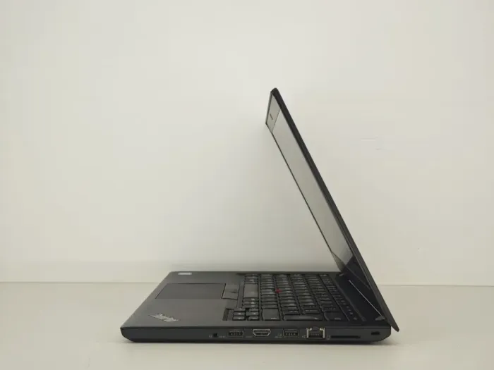 Ультрабук Lenovo ThinkPad T480 / 14" (1920x1080) IPS / Intel Core i7-8650U (4 (8) ядра по 1.9 - 4.2 GHz) / 16 GB DDR4 / 256 GB SSD / Intel UHD Graphics 620 / WebCam / 2x АКБ б/в - зображення 5