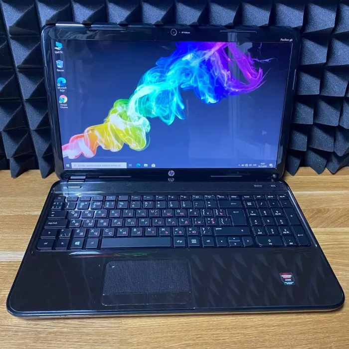 Ноутбук HP Pavilion G6 / 15.6" (1366x768) TN / AMD A10-4600M (4 ядра по 2.3 - 3.2 GHz) / 12 GB DDR3 / 128 GB SSD / AMD Radeon HD 7610M, 1 GB GDDR3, 128-bit / WebCam / DVD-ROM б/в - зображення 2