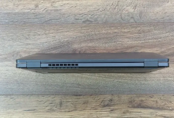 Ультрабук Dell Latitude 7410 / 14" (1920x1080) IPS / Intel Core i5-10310U (4 (8) ядра по 1.7 - 4.4 GHz) / 8 GB DDR4 / 256 GB SSD / Intel UHD Graphics / WebCam б/в - зображення 6