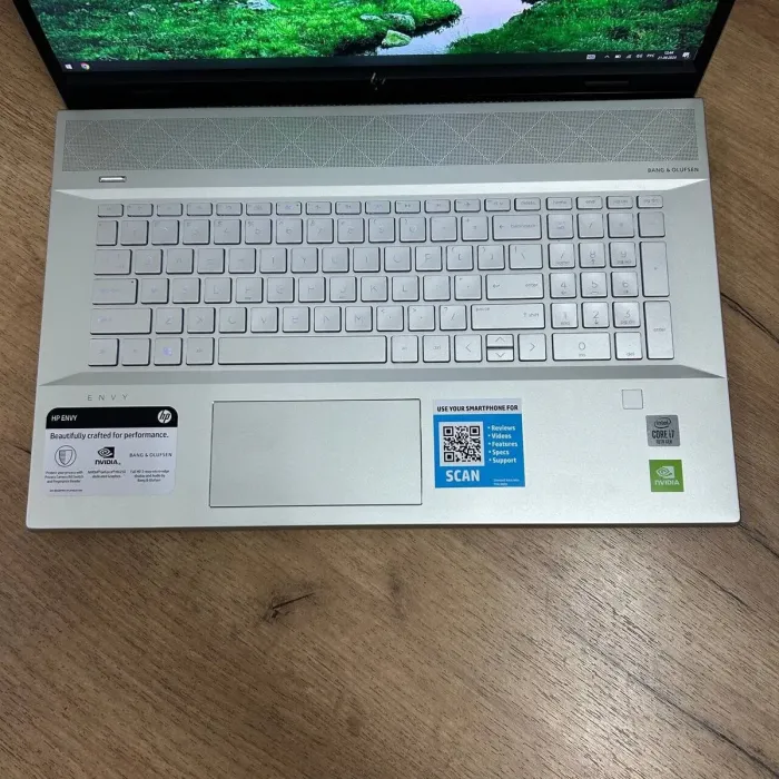 Ігровий ноутбук HP Envy 17m-ce1013dx / 17.3" (1920x1080) IPS Touch / Intel Core i7-10510U (4 (8) ядра по 1.8 - 4.9 GHz) / 16 GB DDR4 / 256 GB SSD NVMe / nVidia GeForce MX250, 2 GB GDDR5, 64-bit / WebCam б/в - зображення 7