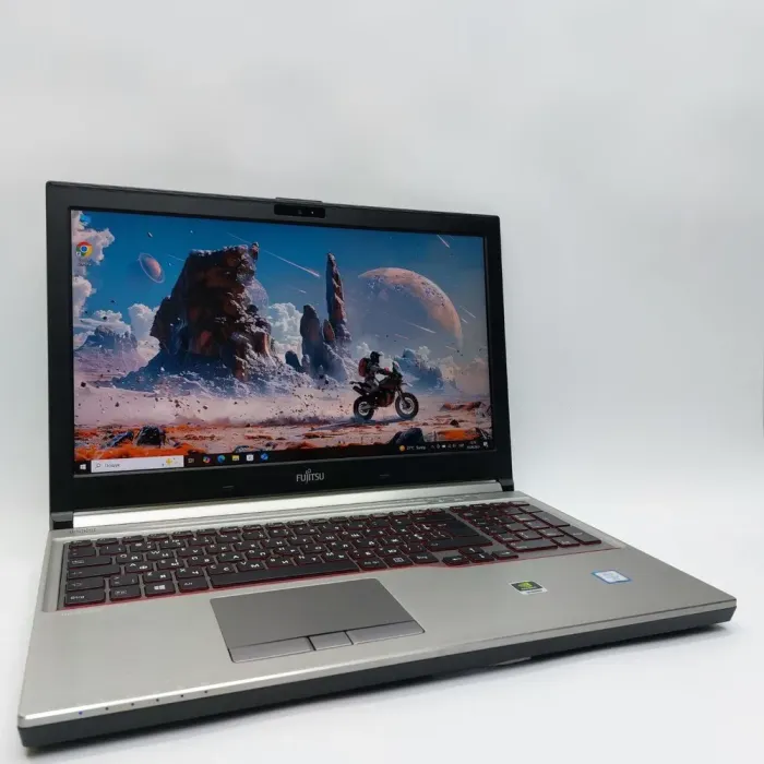 Мобільна робоча станція Fujitsu Celsius H760 / 15.6" (1920x1080) IPS / Intel Core i5-6440HQ (4 ядра по 2,6 - 3,5 ГГц) / 32 ГБ DDR4 / 512 ГБ SSD / nVidia Quadro M600M, 2 ГБ GDDR5, 128-біт / WebCam б/в - зображення 2