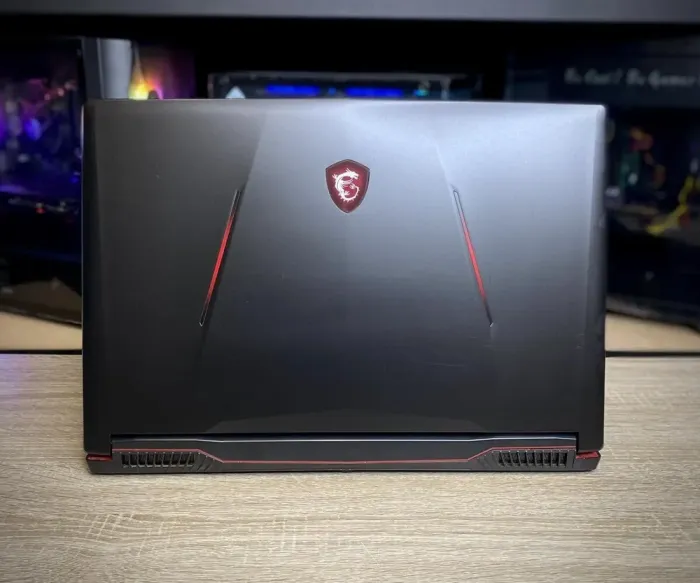 Ігровий ноутбук MSI GE75 Raider 9SE / 17.3" (1920x1080) IPS / Intel Core i7-8750H (6 (12) ядер по 2.2 - 4.1 GHz) / 16 GB DDR4 / 256 GB SSD + 1000 GB HDD / nVidia GeForce RTX 2060, 6 GB GDDR6, 192-bit / WebCam б/в - зображення 7