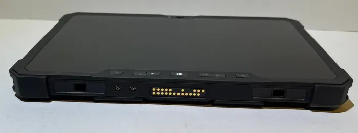 Захищений планшет Dell Latitude 7212 Rugged Extreme / 11,6'' (1920x1080) IPS / Intel Core i5-7300U (2 (4) ядра по 2,6 - 3,5 ГГц) / 16 ГБ DDR3 / 512 ГБ SSD / Intel HD Graphics 620 / WebCam б/в - зображення 5