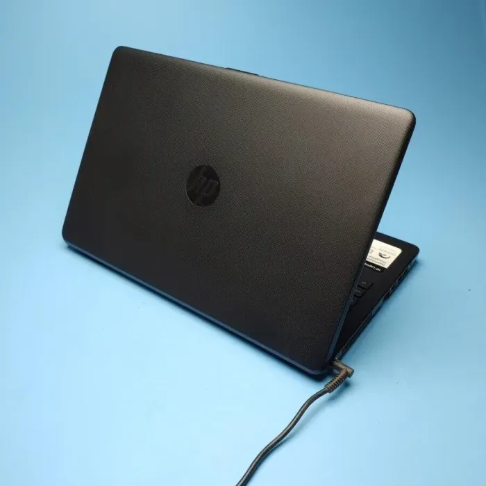 Ноутбук HP 15-bs115dx / 15.6" (1366x768) TN Touch / Intel Core i5-8250U (4 (8) ядра по 1.6 - 3.4) / 8 GB DDR4 / 240 GB SSD / Intel HD Graphics 620 / WebCam / DVD-ROM / Win 10 Home б/в - зображення 5