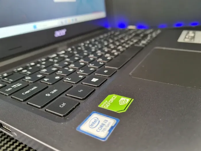 Ноутбук Acer Aspire 3 A315-55KG / 15.6" TN / Intel Core i3-7020U (2(4) ядра по 2.3GHz) / 8GB DDR4 / 240GB SSD / GeForce MX130, 2GB GDDR5, 64-bit / WebCam / HDMI б/в - зображення 6