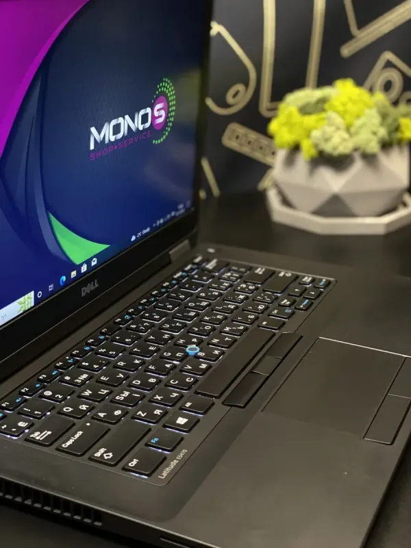 Ультрабук Dell Latitude / 14" TN / Core i5-6300HQ (4 ядра по 2.3-3.2 GHz) / 8GB DDR4 / 256GB SSD / HD Graphics 530 / WebCam / Win 10 Pro б/в - зображення 5