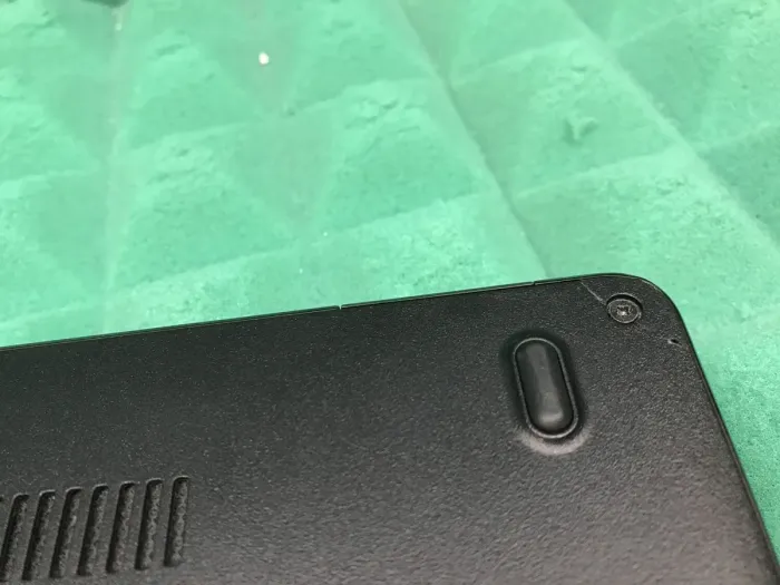 Ноутбук Б-клас Dell Latitude 5480 / 14" (1920x1080) IPS / Intel Core i5-7300U (2 (4) ядра по 2.6 - 3.5 GHz) / 8 GB DDR4 / 256 GB SSD M.2 / Intel HD Graphics 620 / WebCam / USB 3.1 / HDMI / Windows 10 б/в - зображення 11