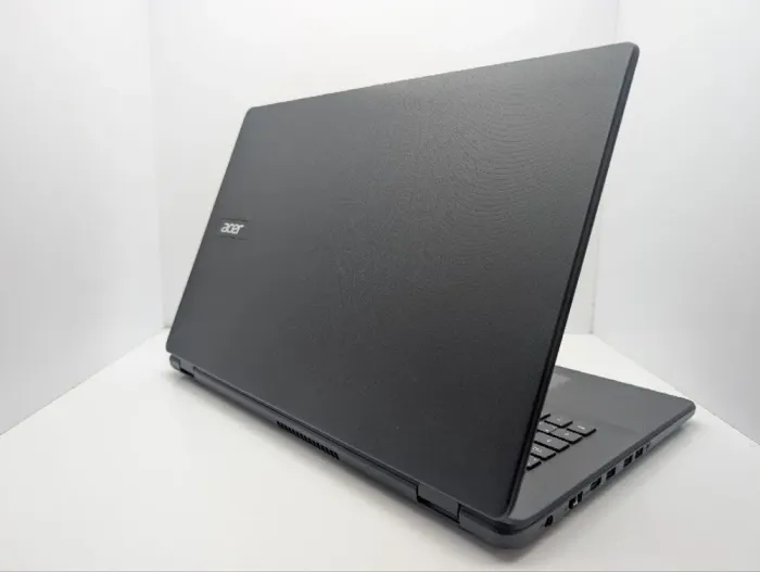 Ноутбук Acer Aspire ES1-731 / 17.3" (1600x900) TN / Intel Celeron N2940 (4 ядра по 1.83 - 2.25 GHz) / 8 GB DDR3 / 120 GB SSD / Intel HD Graphics / WebCam / DVD-ROM б/в - зображення 8