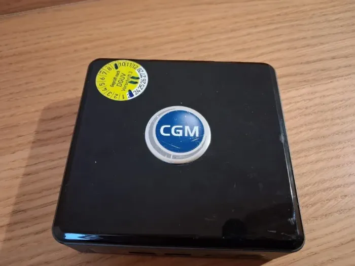 Неттоп Б-клас Intel NUC NUC8BEK USFF / Intel Core i5-8259U (4 (8) ядра по 2.3 - 3.8 GHz) / 8 GB DDR4 / 256 GB SSD M.2 / Intel Iris Plus Graphics 655 / USB 3.1 / HDMI / Wi-Fi б/в - зображення 5