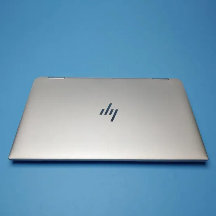 Ультрабук-трансформер HP Spectre x360 - 13-aw0003dx / 13.3" (3840x2160) IPS Touch / Intel Core i5-1035G4 (4 (8) ядра по 1.1 - 3.7 GHz) / 8 GB DDR4 / 256 GB SSD / Intel Iris Plus Graphics / WebCam / Win 10 Home б/в - зображення 6