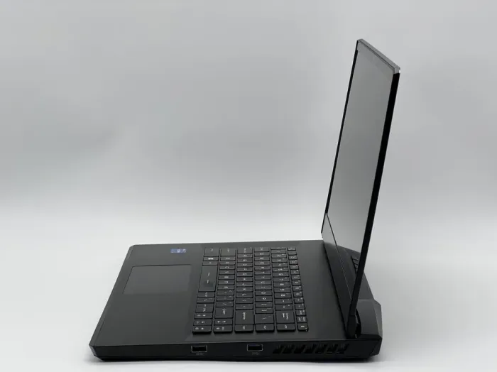 Ігровий ноутбук Б-клас MSI Vector GP66 12UGS / 15.6" (2560x1440) IPS / Intel Core i7-12700H (14 (20) ядер по 3.5 - 4.7 GHz) / 32 GB DDR5 / 480 GB SSD / nVidia GeForce RTX 3070 Ti, 8 GB GDDR6, 256-bit / WebCam б/в - зображення 7