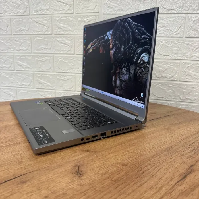 Ігровий ультрабук Acer Predator Triton PT16-51 / 16" (2560x1600) IPS / Intel Core i7-13700H (14 (20) ядер по 2.4 - 5.0 GHz) / 16 GB DDR5 / 1000 GB SSD / nVidia GeForce RTX 4070, 8 GB GDDR6, 128-bit / WebCam б/в - зображення 5