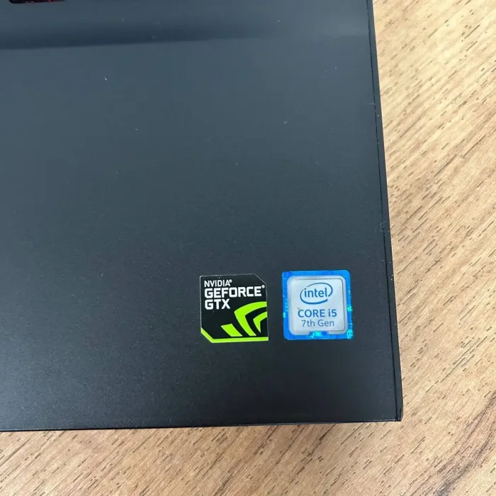 Ігровий ноутбук Б-клас Dell Inspiron 15 Gaming 7567 / 15.6" (1920x1080) TN / Intel Core i5-7300HQ (4 ядра по 2.5 - 3.5 GHz) / 16 GB DDR4 / 1000 GB SSD / nVidia GeForce GTX 1050, 4 GB GDDR5, 128-bit / WebCam б/в - зображення 8