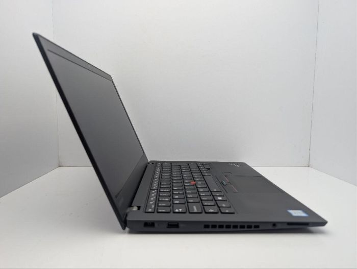 Ноутбук Lenovo ThinkPad T460s / 14" (1920x1080) IPS / Intel Core i5-6200U (2 (4) ядра по 2.3 - 2.8 GHz) / 8 GB DDR4 / 120 GB SSD / Intel HD Graphics 520 / WebCam б/в - изображение 3