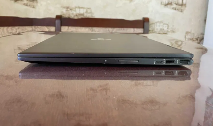 Ноутбук-трансформер HP Envy X360 15-cp0053cl / 15.6" (1920x1080) IPS Touch / AMD Ryzen 5 2500U (4 (8) ядра по 2.0 - 3.6 GHz) / 8 GB DDR4 / 256 GB SSD / AMD Radeon RX Vega 8 Graphics / WebCam б/в - зображення 7