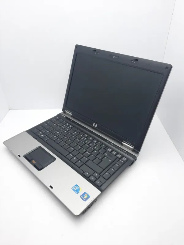 Ноутбук Б-клас HP Compaq 6530b / 14.1" (1440x900) TN / Intel Core 2 Duo P8700 (2 ядра по 2.53 GHz) / 4 GB DDR3 / 250 GB HDD / Intel HD Graphics / WebCam б/в - зображення 4