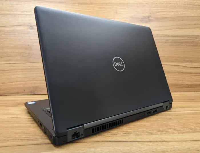 Ультрабук Dell Latitude 5490 / 14" (1366x768) TN / Intel Core i5-8250U (4 (8) ядра по 1.6 - 3.4 GHz) / 8 GB DDR4 / 480 GB SSD / Intel UHD Graphics 620 / WebCam / Windows 10 б/в - зображення 7