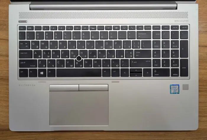Ультрабук HP EliteBook 850 G5 / 15.6" (1920x1080) IPS / Intel Core i7-7600U (2 (4) ядра по 2.8 - 3.9 GHz) / 16 GB DDR4 / 512 GB SSD / Intel HD Graphics 620 / Fingerprint / WebCam / Windows 10 б/в - зображення 3