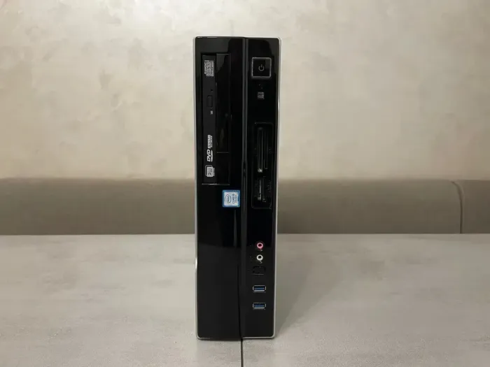 Комп'ютер Digitec Trivium SFF / Intel Core i3-6100 (2 (4) ядра по 3.7 GHz) / 16 GB DDR4 / 256 GB SSD M.2 / Intel HD Graphics 530 / DVD-RW / Card Reader б/в - зображення 2