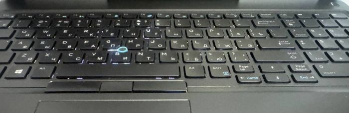 Мобільна робоча станція Dell Precision 7520 / 15,6" (1920x1080) IPS / Intel Core i7-7820HQ (4 (8) ядра по 2,9 - 3,9 ГГц) / 16 ГБ DDR4 / 512 ГБ SSD / nVidia Quadro M1200, 4 ГБ GDDR5, 128-біт / NoWebCam б/в - зображення 9