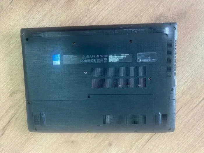 Ноутбук Б-клас Acer TravelMate P249-M / 14" (1366x768) TN / Intel Core i3-6100U (2 (4) ядра по 2.3 GHz) / 4 GB DDR4 / 256 GB SSD M.2 / Intel HD Graphics 520 / WebCam / VGA б/в - зображення 6