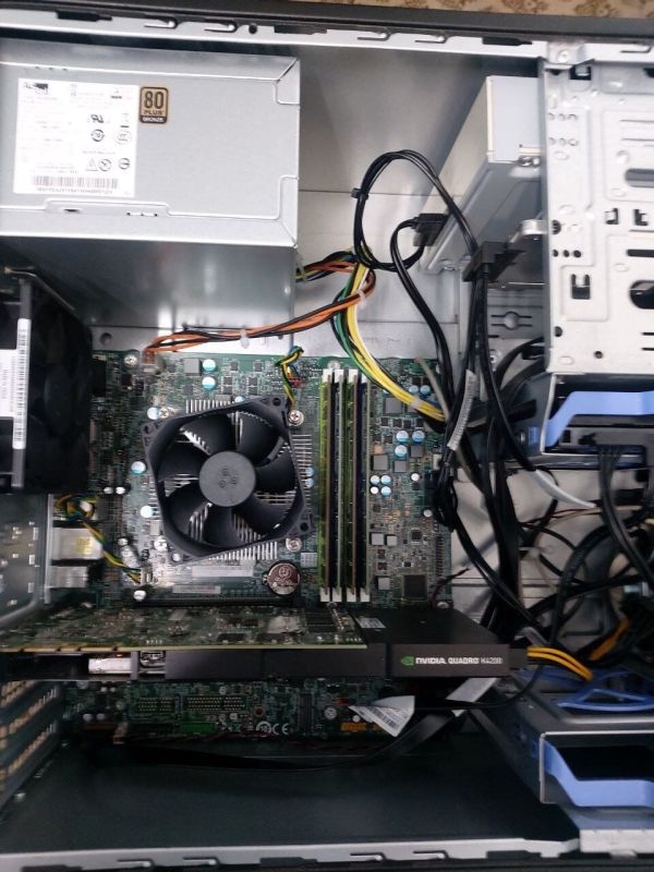 Комп'ютер Lenovo ThinkCentre M800 Tower / Intel Core i5-6600K (4 ядра по 3,5 - 3,9 ГГц) / 16 ГБ DDR4 / 512 ГБ SSD + 500 ГБ HDD / nVidia Quadro K4200, 4 ГБ GDDR5, 256-біт / DVD-ROM б/в - изображение 3