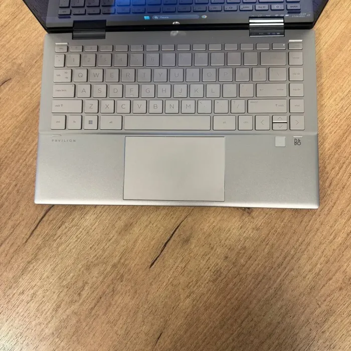 Ноутбук-трансформер Б-клас HP Pavilion x360 14m-dy1033dx Gold / 14" (1920x1080) IPS Touch / Intel Core i5-1155G7 (4 (8) ядра по 2.5 - 4.5 GHz) / 8 GB DDR4 / 512 GB SSD / Intel Iris Xe Graphics / WebCam б/в - зображення 8
