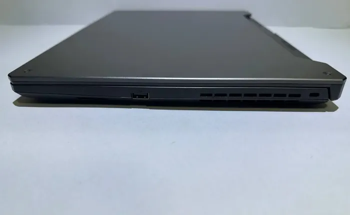 Ігровий ноутбук Asus TUF Gaming F15 FX506H / 15.6" (1920x1080) IPS / Intel Core i5-11400H (6 (12) ядер по 4.5 GHz) / 16 GB DDR4 / 512 GB SSD / nVidia GeForce RTX 3050 Ti, 4 GB GDDR6, 128-bit / WebCam б/в - зображення 7