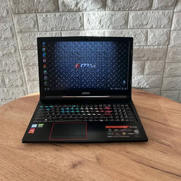 Ігровий ноутбук MSI Raider GE63 RGB 9SG / 15.6" (1920x1080) IPS / Intel Core i7-9750H (6 (12) ядер по 2.6 - 4.5 GHz) / 16 GB DDR4 / 512 GB SSD / nVidia GeForce RTX 2080, 8 GB GDDR6, 256-bit / WebCam б/в - зображення 2