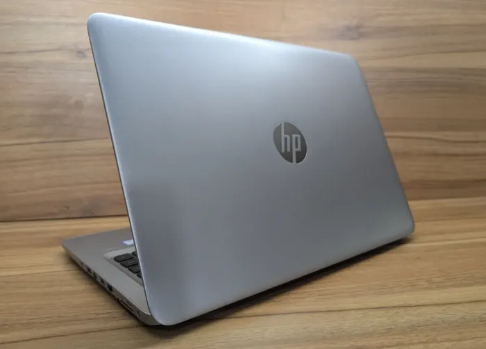 Ультрабук HP EliteBook 840 G4 / 14" (1366x768) TN / Intel Core i5-7200U (2 (4) ядра по 2.5 - 3.1 GHz) / 8 GB DDR4 / 240 GB SSD / Intel HD Graphics 520 / WebCam / Fingerprint / Windows 10 б/в - зображення 7